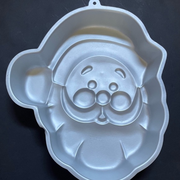 1987 Wilton Santa Cake Pan - Picture 3 of 6